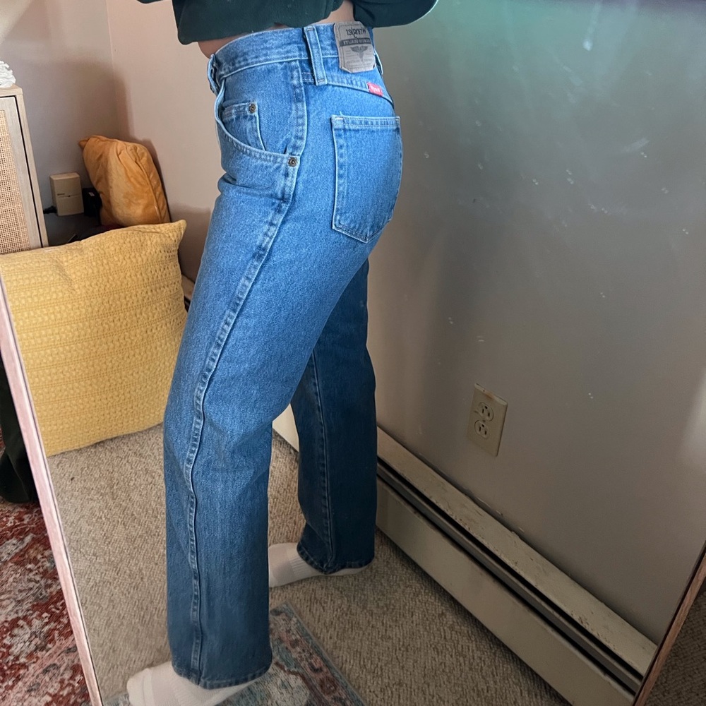 Wrangler Y2K mid rise straight leg jeans